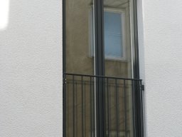 Franzoesischer Balkon lackiert-014